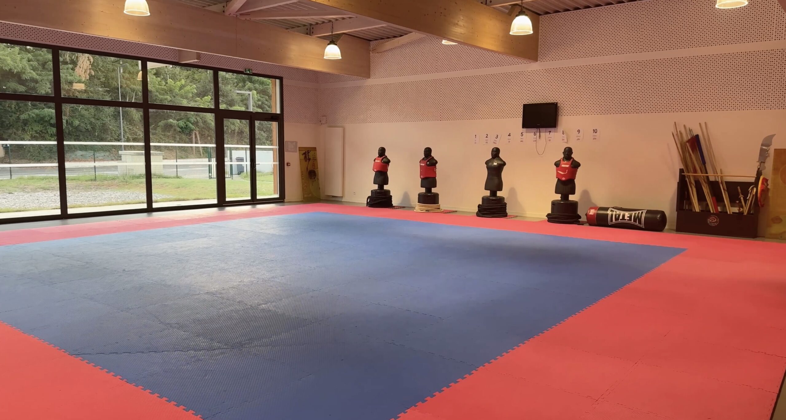 AMC Wushu Saint-Sauveur Wushu, le Sanda / Sanshou, le Taiji Quan et le Bing Dao