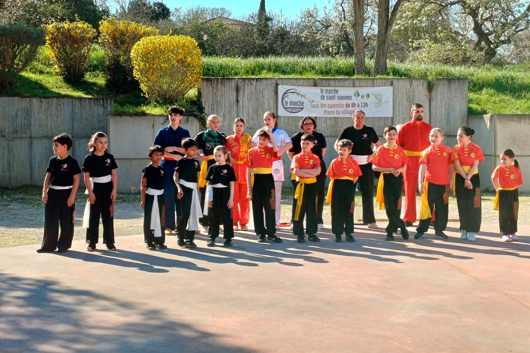 Retour sur la démonstration AMC Wushu du 21 mars 2026 au carnaval de Saint-Sauveur, un moment fort de partage, de rigueur et de passion.