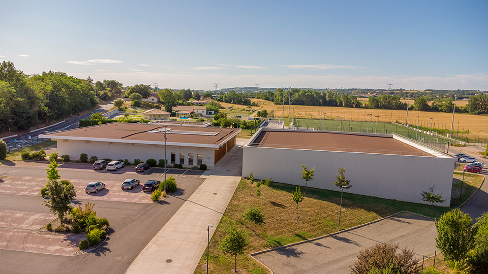 Nos cours se déroulent au Complexe Sportif Pierre Plantade, Saint-Sauveur 31790, Espace Sylvain Dufresnes Dojo 2. Facilement accessible depuis Toulouse Nord, Front, Castelnau-d'Estrétefonds et toute la valée de la Garonne.